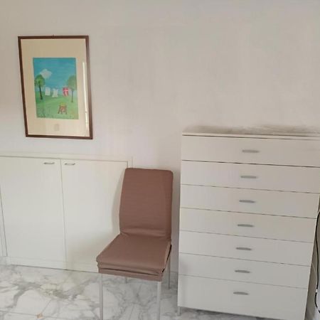 Appartamento 50 Mt Mare Con Parcheggio Riservato Riva Ligure Exteriör bild