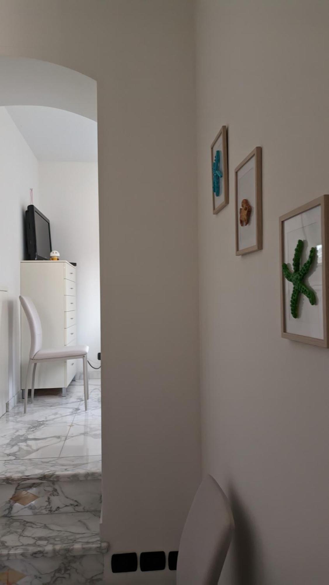 Appartamento 50 Mt Mare Con Parcheggio Riservato Riva Ligure Exteriör bild