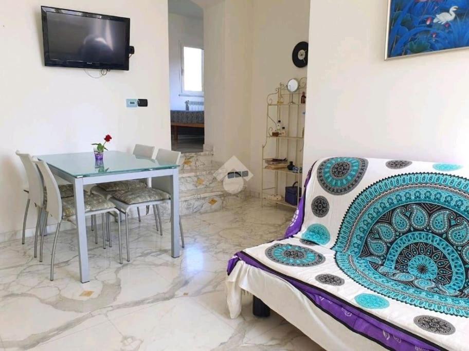 Appartamento 50 Mt Mare Con Parcheggio Riservato Riva Ligure Exteriör bild