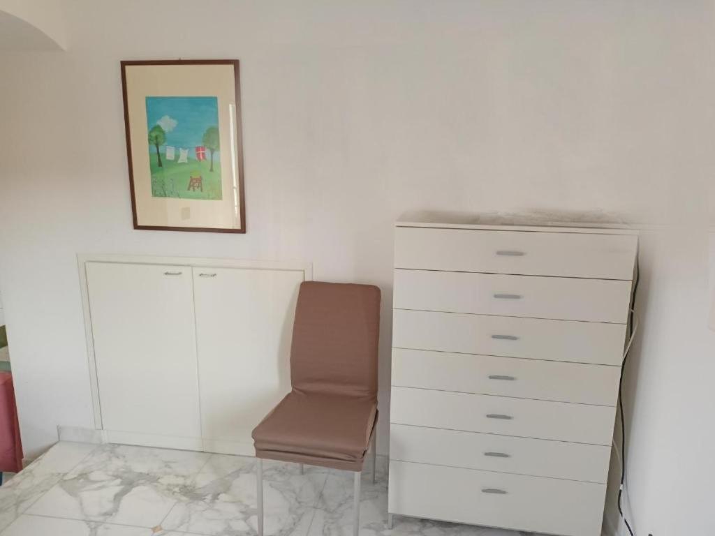 Appartamento 50 Mt Mare Con Parcheggio Riservato Riva Ligure Exteriör bild